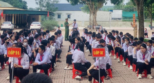 Tuyên tuyền phòng chống ma túy học đường, tác hại của thuốc lá điện tử